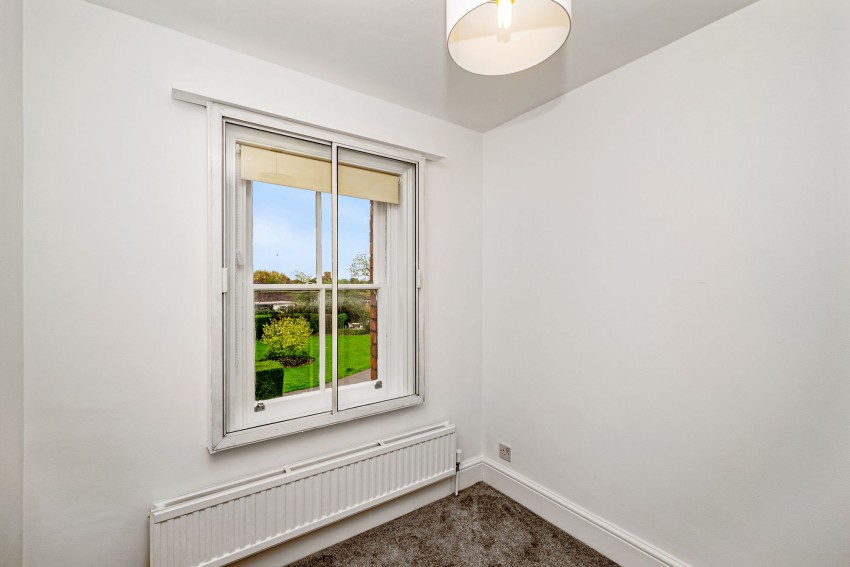 Images for Straight Road, Old Windsor, SL4