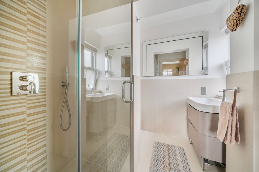 Images for Helena Road, Windsor, SL4