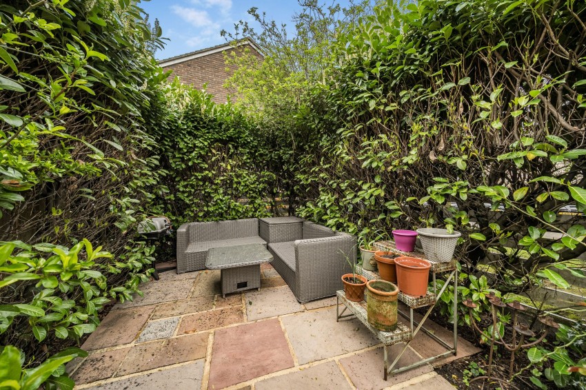 Images for Edinburgh Gardens, Windsor, SL4