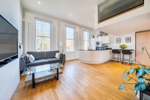 View Full Details for Alma Road, Windsor, SL4