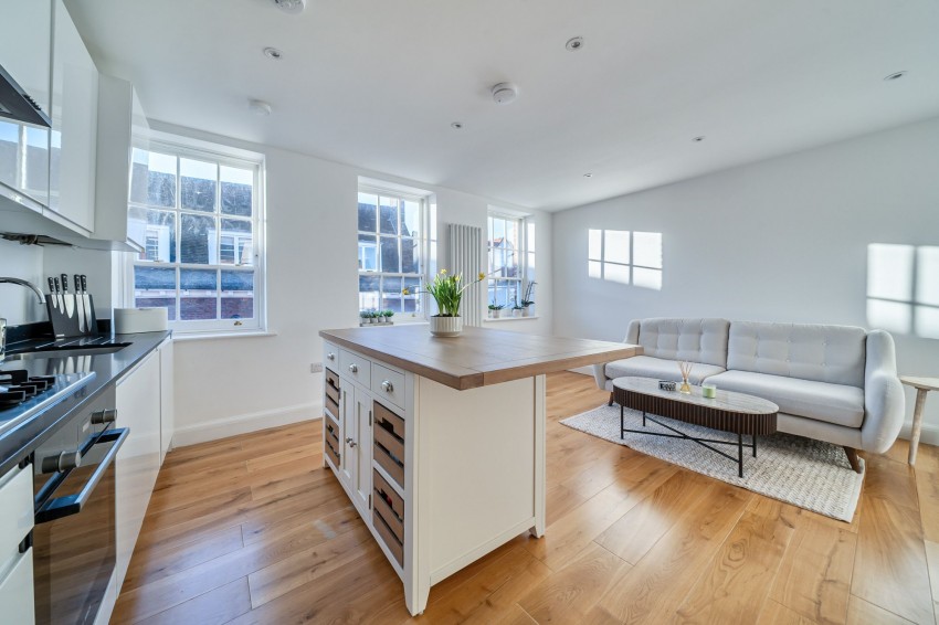 Images for High Street, Eton, SL4