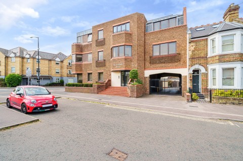 View Full Details for St. Leonards Road, St. Leonards House, SL4