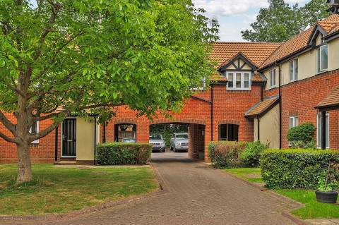 View Full Details for Helston Lane, Windsor, SL4