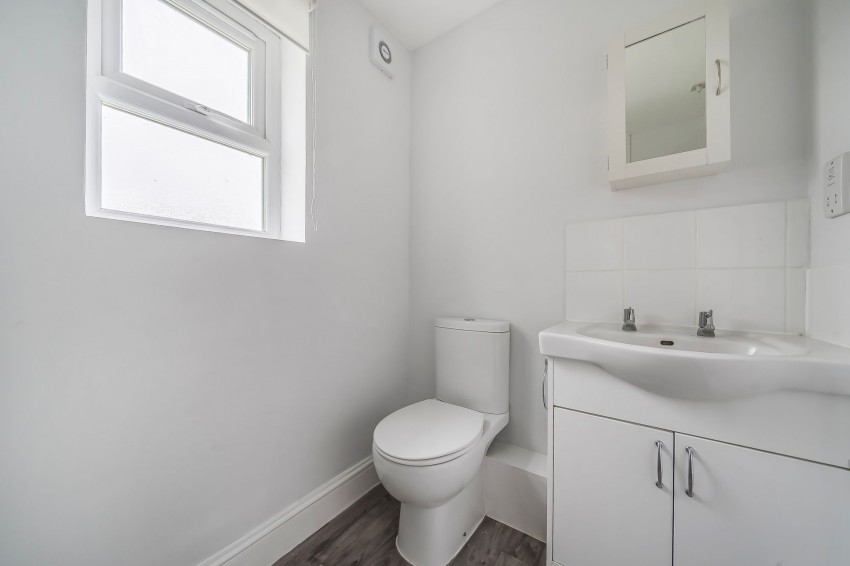 Images for Straight Road, Old Windsor, SL4