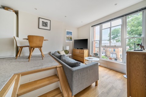 View Full Details for Ridings House, 66-68 Alma Road, SL4