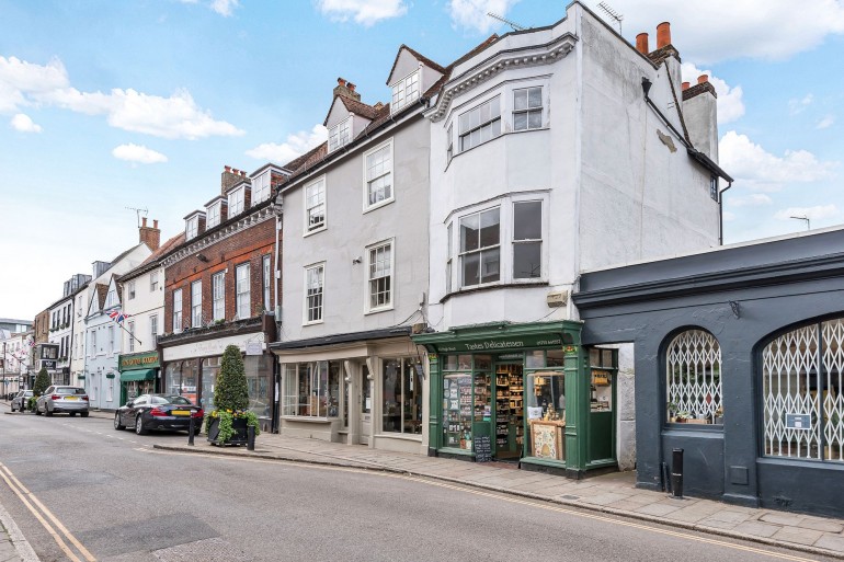 High Street, Eton, SL4